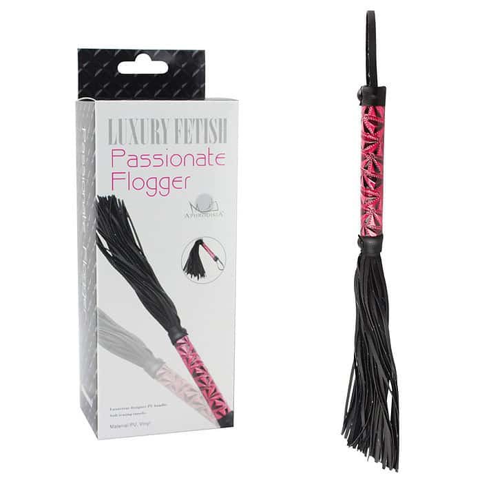 Luxury Fetish Passionate Flogger - Image 2