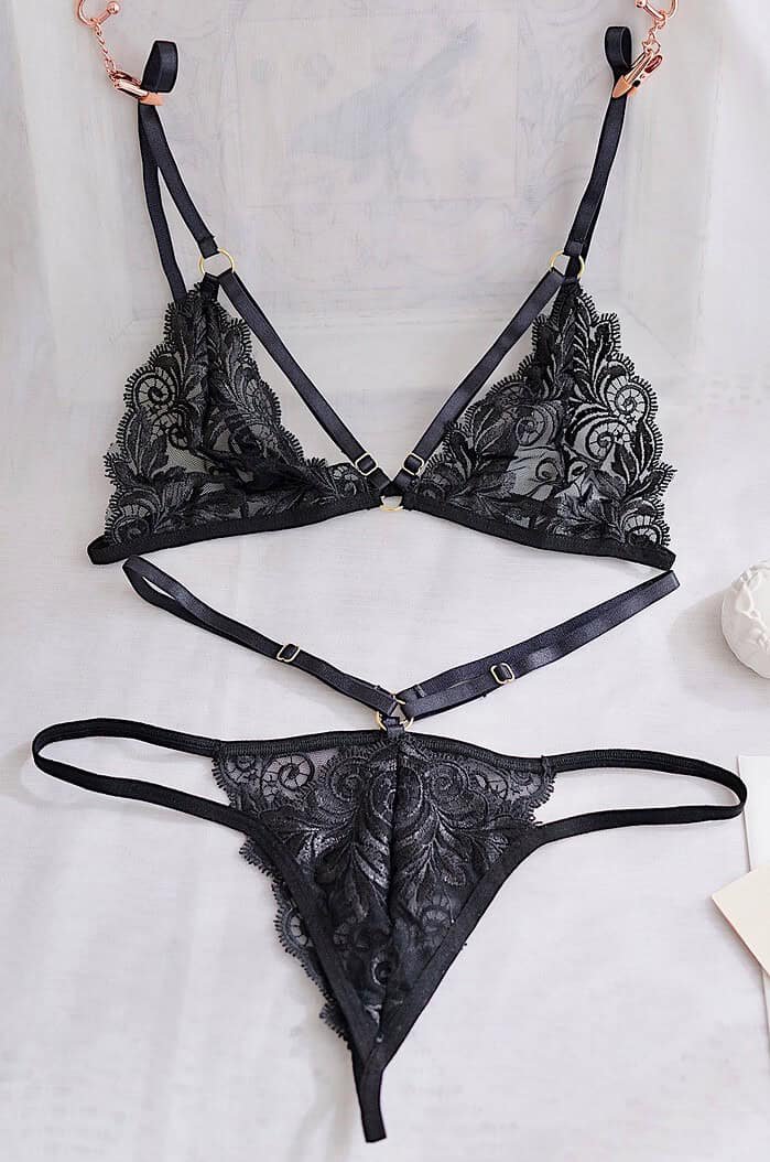 Lace Peek-a-Boo Bra & Crotchless G-String - Image 7